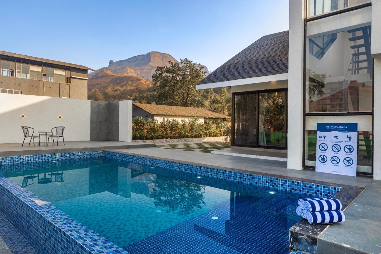 Saffronstays Stargazer, Karjat - Luxury Pool Villa With Lake View المظهر الخارجي الصورة